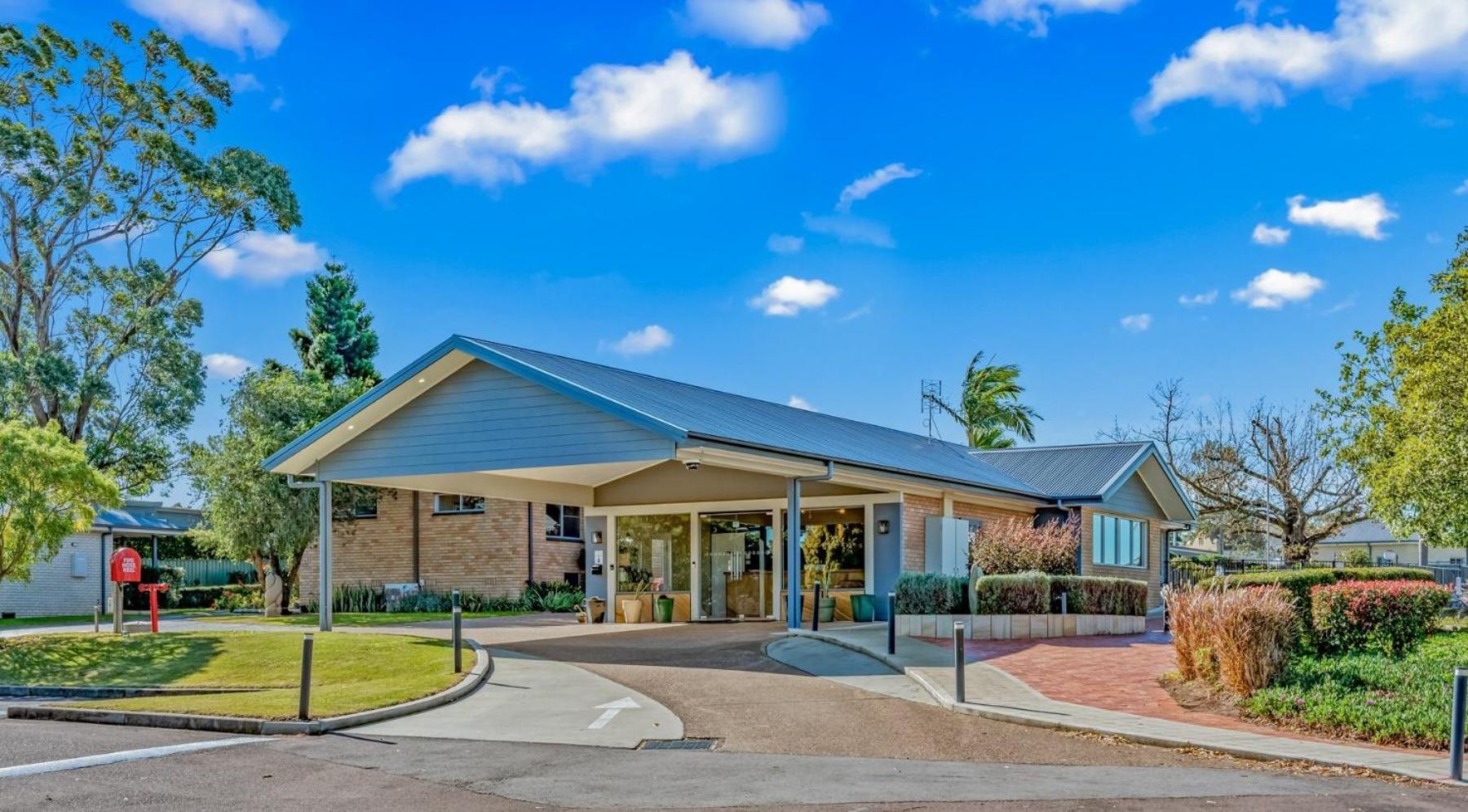 Hunter Oasis Motel Morpeth Exterior photo