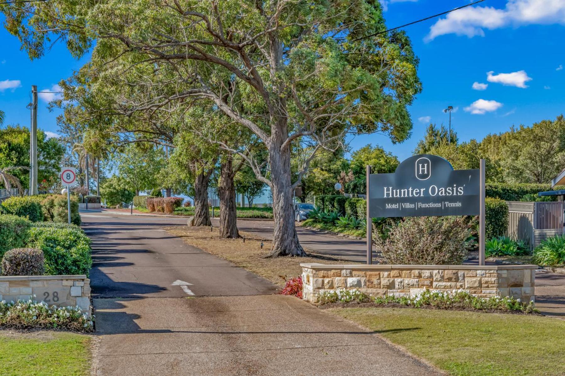 Hunter Oasis Motel Morpeth Exterior photo