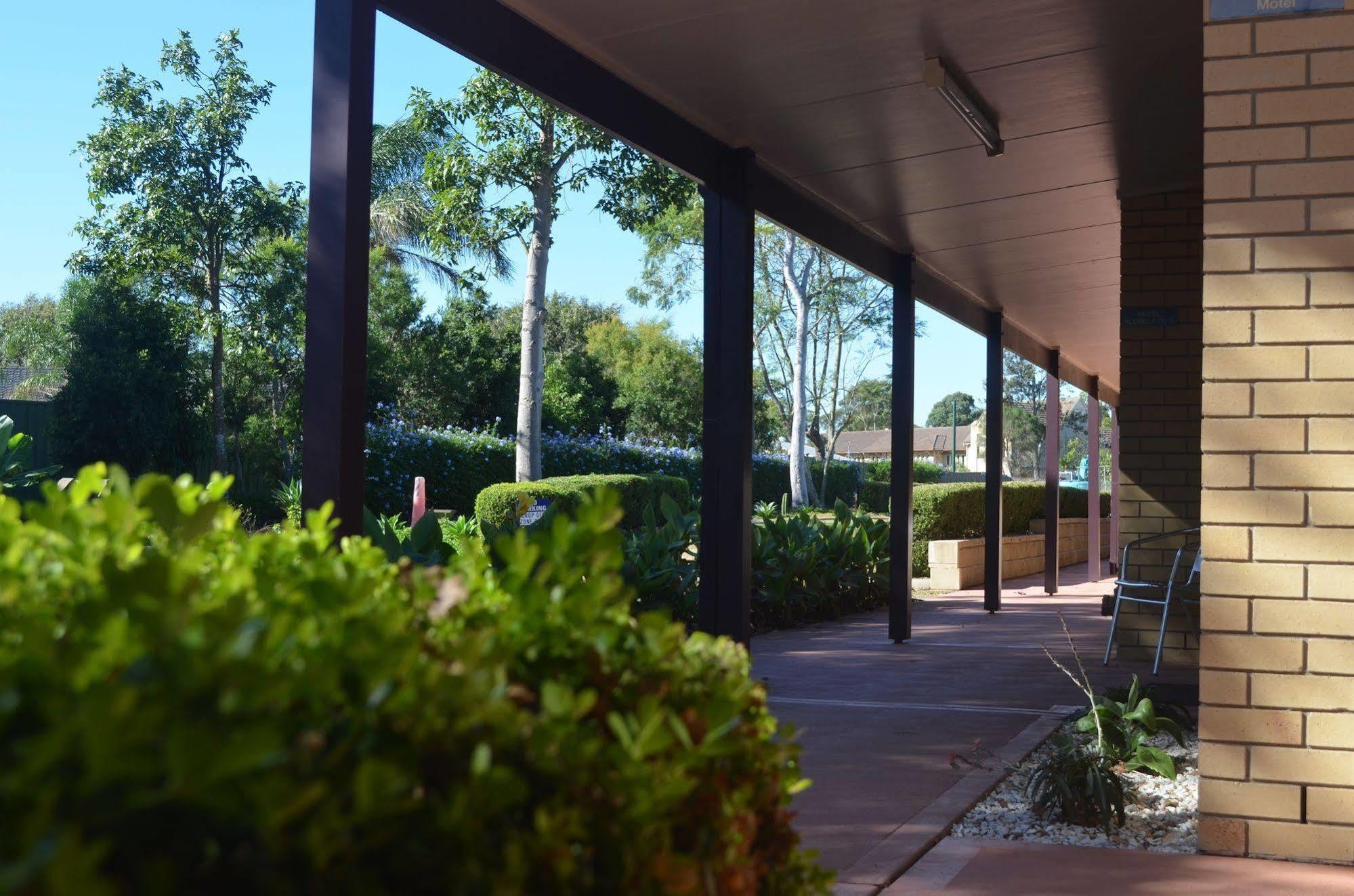 Hunter Oasis Motel Morpeth Exterior photo